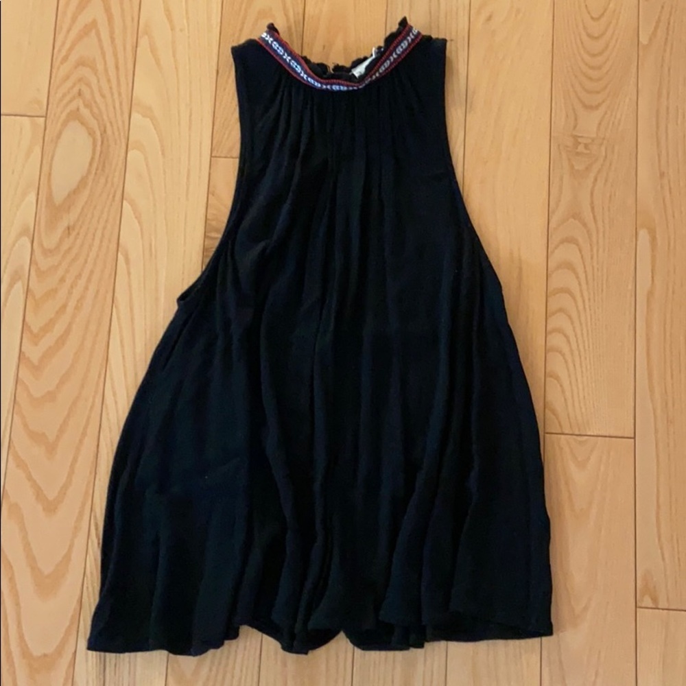 Tank w embroidery